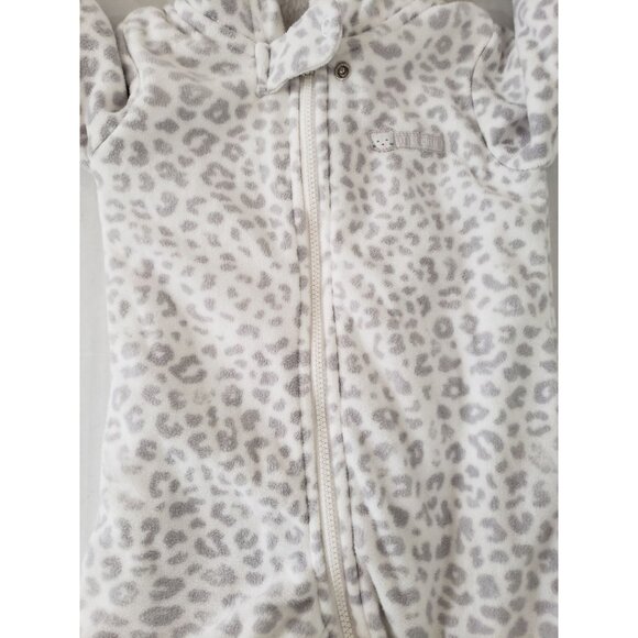 Carter's white and gray leopard, fold over mittens, hooded snowsuit, size 6M - Picture 3 of 12